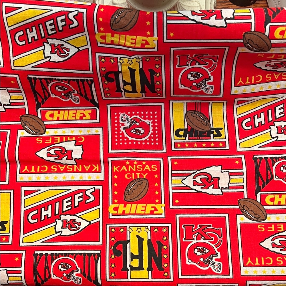 Collectible, 1995 Kansas City Chiefs NFL Fabric for quilting, sewing, or crafts
